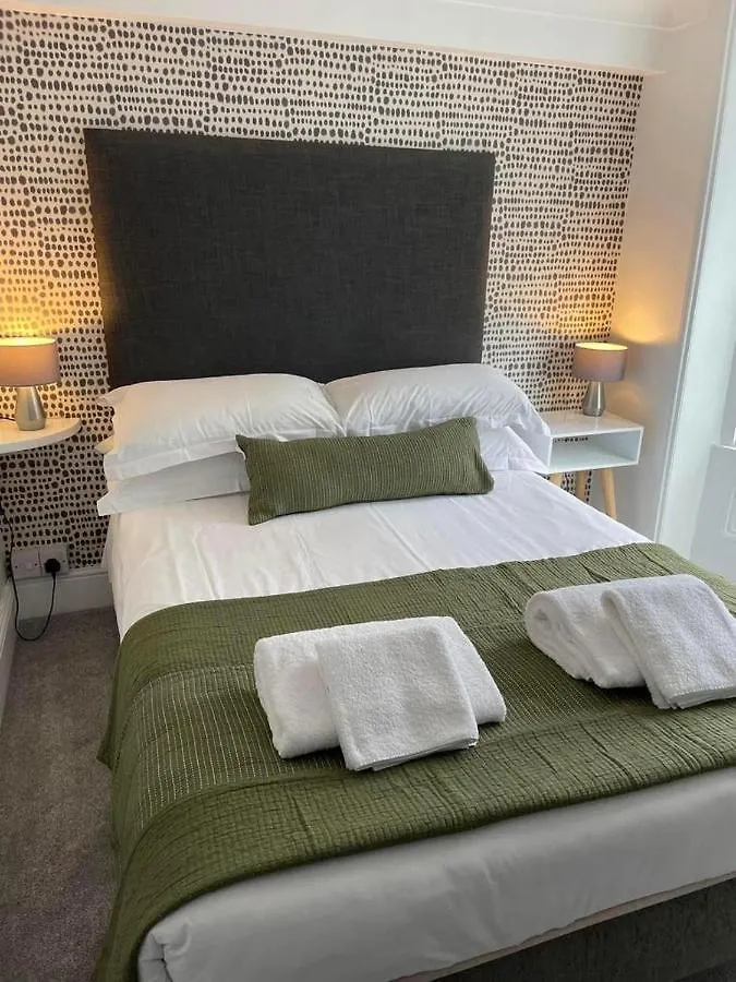 Hotel The White House Brighton 4*,
