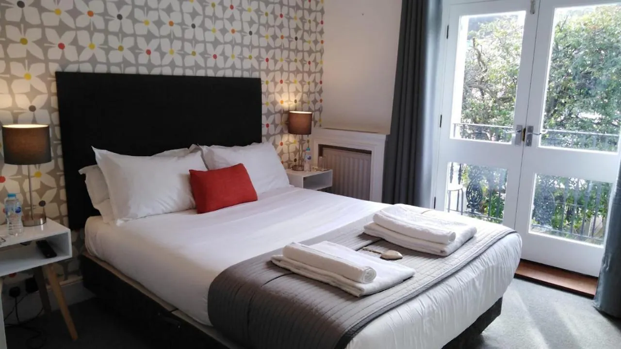 The White House Hotel Brighton 4*,