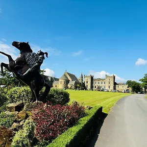 sneaton-castle.yorkshirehotels.net/